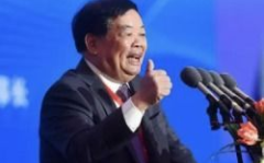 曹德旺捐100亿建世界一流名校,助力打造世界一流名校，引领教育改革新篇章